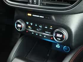 Ford Kuga (2021) thumbnail 32