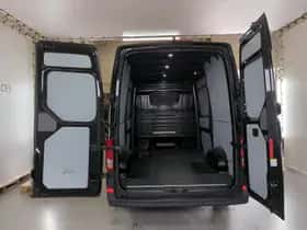 Volkswagen Crafter (2019) thumbnail 6