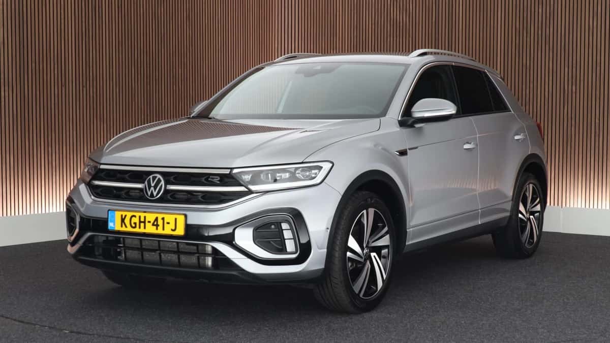 Volkswagen T-Roc (2025) — foto 1
