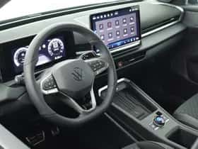 Volkswagen T-Roc (2026) thumbnail 3