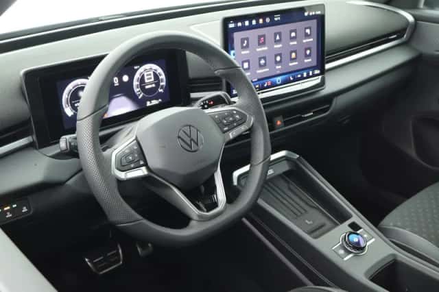 Volkswagen T-Roc (2026) thumbnail 2