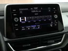 Volkswagen T-Roc (2023) thumbnail 31