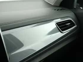 Volkswagen T-Roc (2023) thumbnail 35