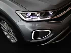 Volkswagen T-Roc (2023) thumbnail 46