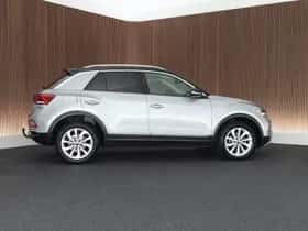 Volkswagen T-Roc (2023) thumbnail 10