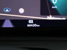 Volkswagen Golf (2022) thumbnail 42