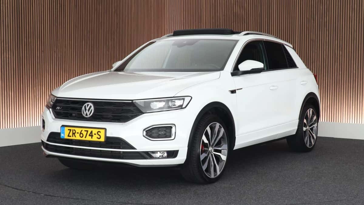 Volkswagen T-Roc (2019) — foto 1