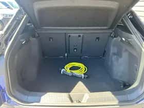 Volkswagen ID.4 thumbnail 3