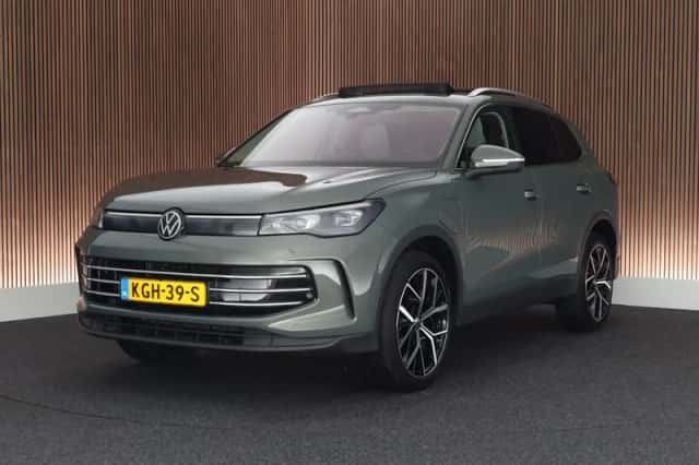 Volkswagen Tiguan (2025) thumbnail 1