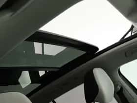 Volkswagen Tiguan (2025) thumbnail 51