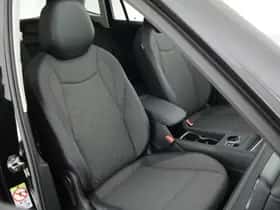 Volkswagen Tiguan (2026) thumbnail 2