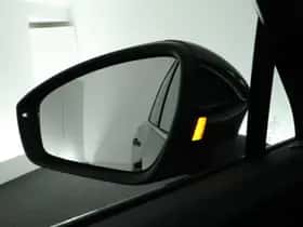 Volkswagen Tiguan (2025) thumbnail 6