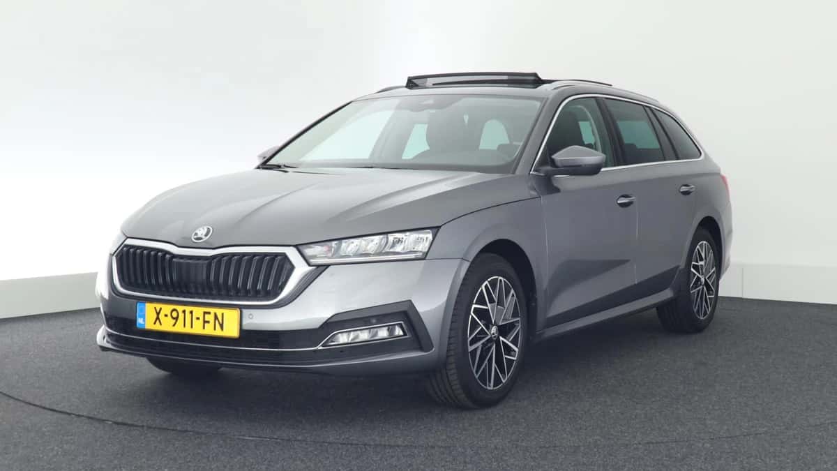 Škoda Octavia — foto 1