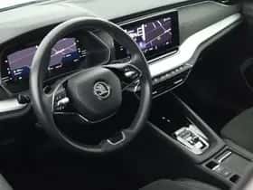 Škoda Octavia thumbnail 3