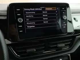 Volkswagen T-Roc (2023) thumbnail 35