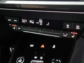 Audi Q4 (2022) thumbnail 35