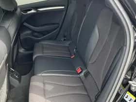 Audi A3 (2017) thumbnail 3
