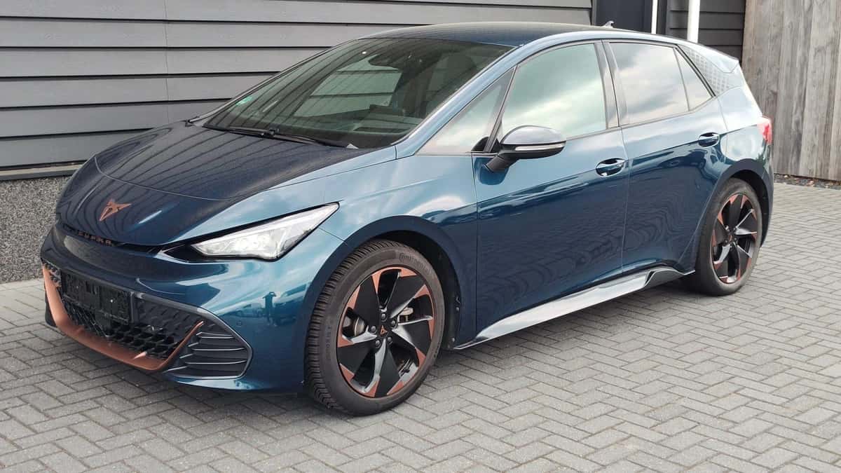 CUPRA Born (2022) — foto 1