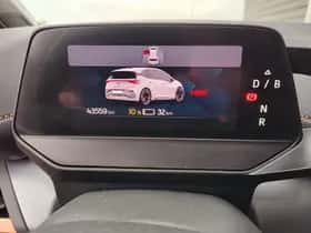 CUPRA Born (2022) thumbnail 4