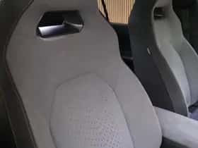 CUPRA Born (2022) thumbnail 43