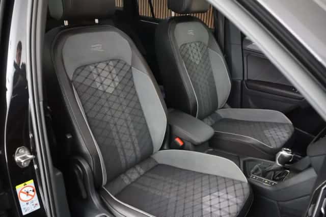 Volkswagen Tiguan (2022) thumbnail 2