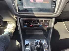 Volkswagen Tiguan (2022) thumbnail 3