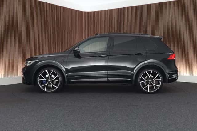 Volkswagen Tiguan (2022) thumbnail 6