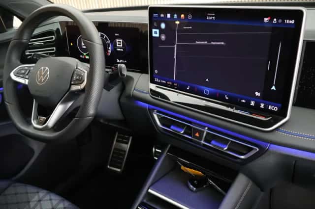 Volkswagen Tiguan (2025) thumbnail 3
