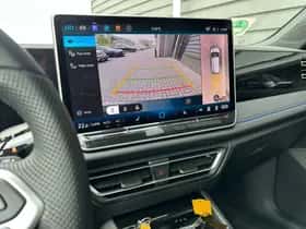 Volkswagen Tiguan (2025) thumbnail 6