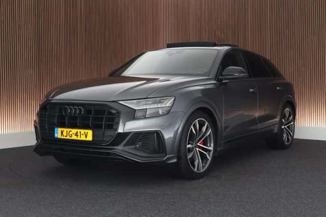 Audi Q8 (2021) thumbnail 1