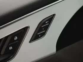 Audi Q8 (2021) thumbnail 9