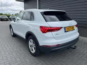 Audi Q3 (2021) thumbnail 2