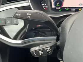 Audi Q3 (2021) thumbnail 5