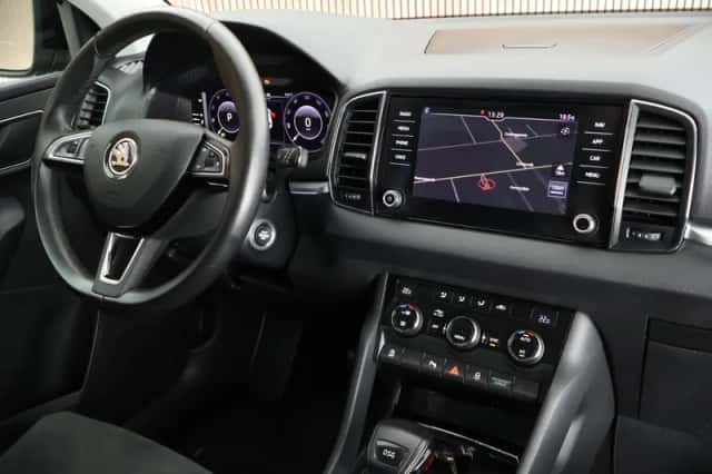 Škoda Karoq (2020) thumbnail 2
