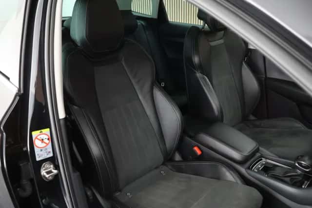 Škoda Karoq (2020) thumbnail 3