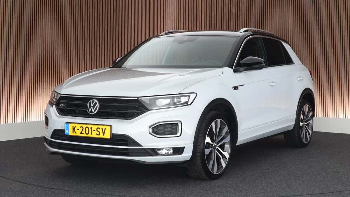 Volkswagen T-Roc (2021) — foto 1