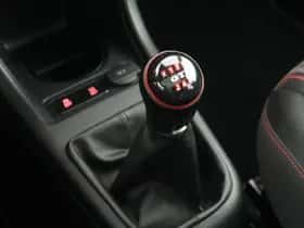 Volkswagen Up! (2018) thumbnail 25