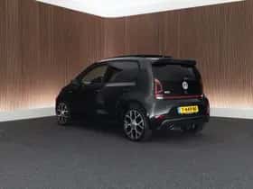 Volkswagen Up! (2018) thumbnail 6