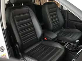Volkswagen Touran (2017) thumbnail 2