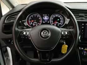 Volkswagen Touran (2017) thumbnail 17