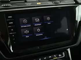 Volkswagen Touran (2017) thumbnail 22