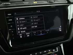Volkswagen Touran (2017) thumbnail 32