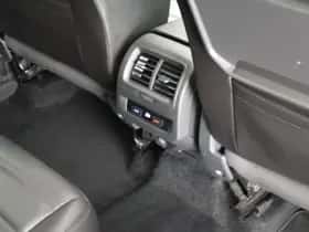Volkswagen Touran (2017) thumbnail 38