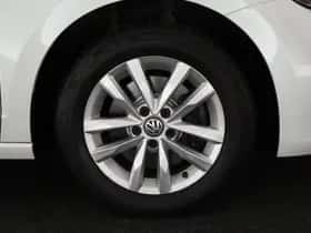Volkswagen Touran (2017) thumbnail 51