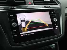 Volkswagen Tiguan (2021) thumbnail 5