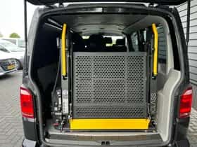 Volkswagen Transporter (2019) thumbnail 3