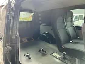 Volkswagen Transporter (2019) thumbnail 7