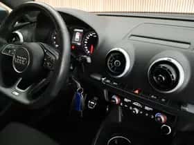 Audi A3 (2018) thumbnail 3