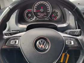 Volkswagen Up! (2019) thumbnail 7
