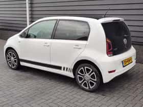 Volkswagen Up! (2019) thumbnail 8
